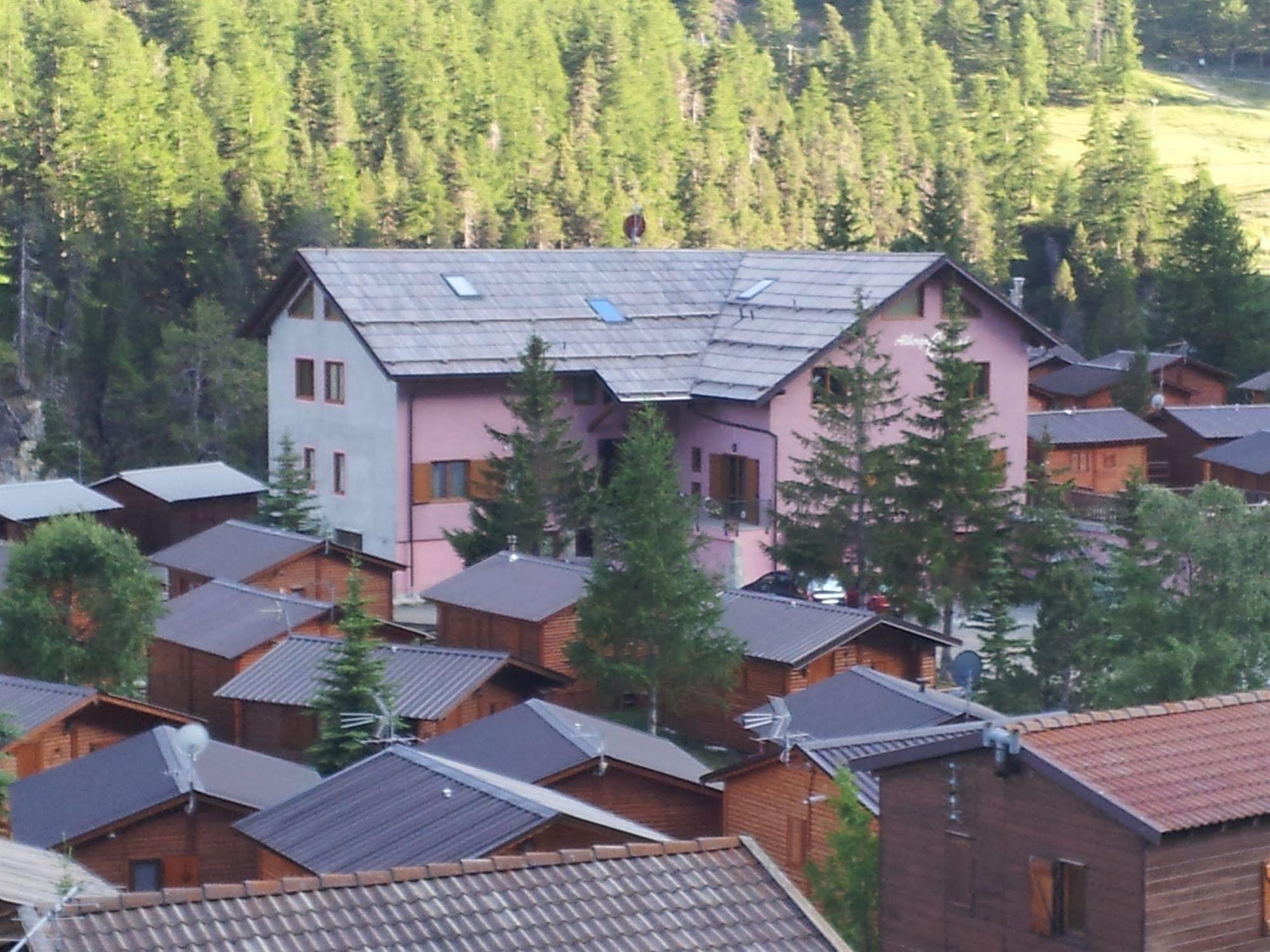Hotel Clari Claviere Εξωτερικό φωτογραφία